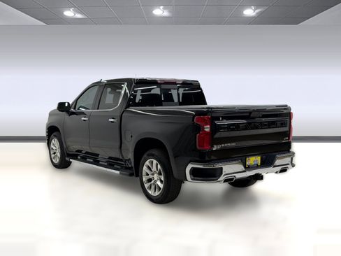 Used 2021 Chevrolet Silverado 1500 LTZ w/ LTZ Premium Package AWD/4WD image 2
