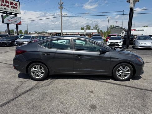 Used 2020 Hyundai Elantra SEL FWD image 5