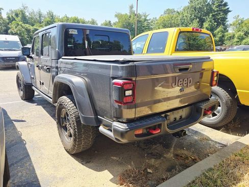 Used 2021 Jeep Gladiator Rubicon AWD/4WD image 2