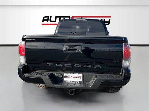 Used 2023 Toyota Tacoma TRD Sport image 6