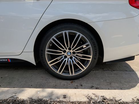 Used 2017 BMW 540i RWD image 12