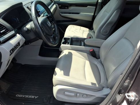Used 2023 Honda Odyssey Touring image 10