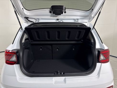 New 2026 Hyundai Venue SEL image 24