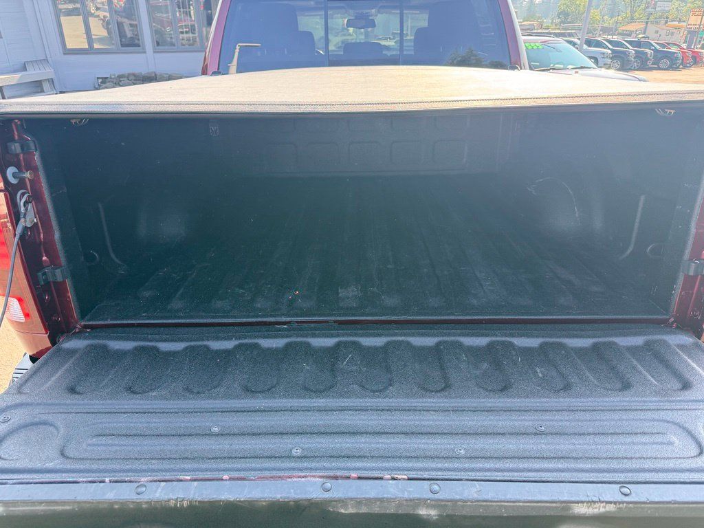 Used 2019 RAM 1500 Warlock AWD/4WD image 16