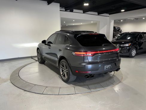 Used 2021 Porsche Macan AWD/4WD image 10