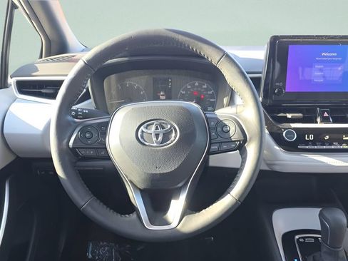 Certified 2024 Toyota Corolla SE FWD image 13