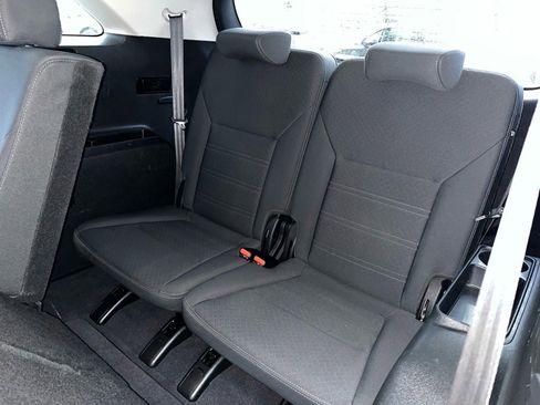 Used 2020 Kia Sorento LX w/ LX I4 Convenience Package image 12