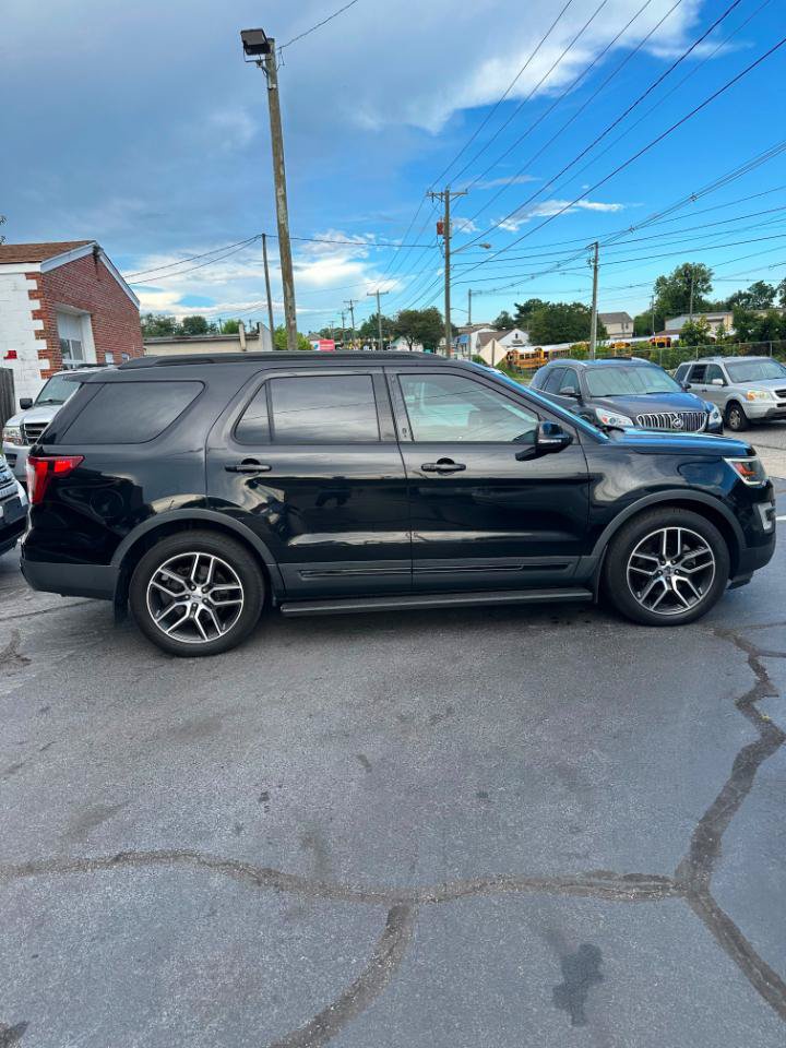 Used 2016 Ford Explorer Sport w/ Equipment Group 401A AWD/4WD image 7