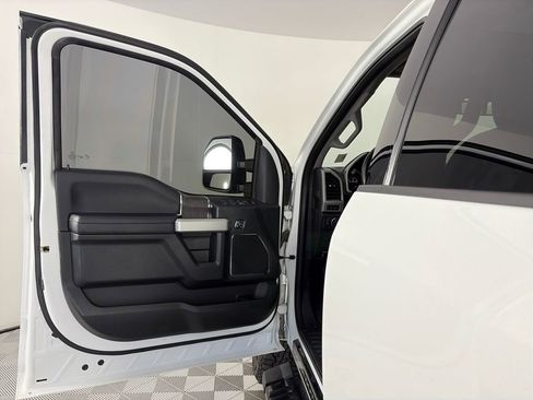 Certified 2021 Ford F250 Lariat image 10