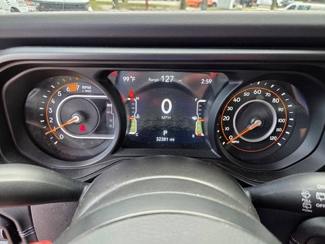 Used 2025 Jeep Wrangler Unlimited Rubicon AWD/4WD image 31