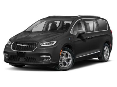 Used 2022 Chrysler Pacifica Touring-L