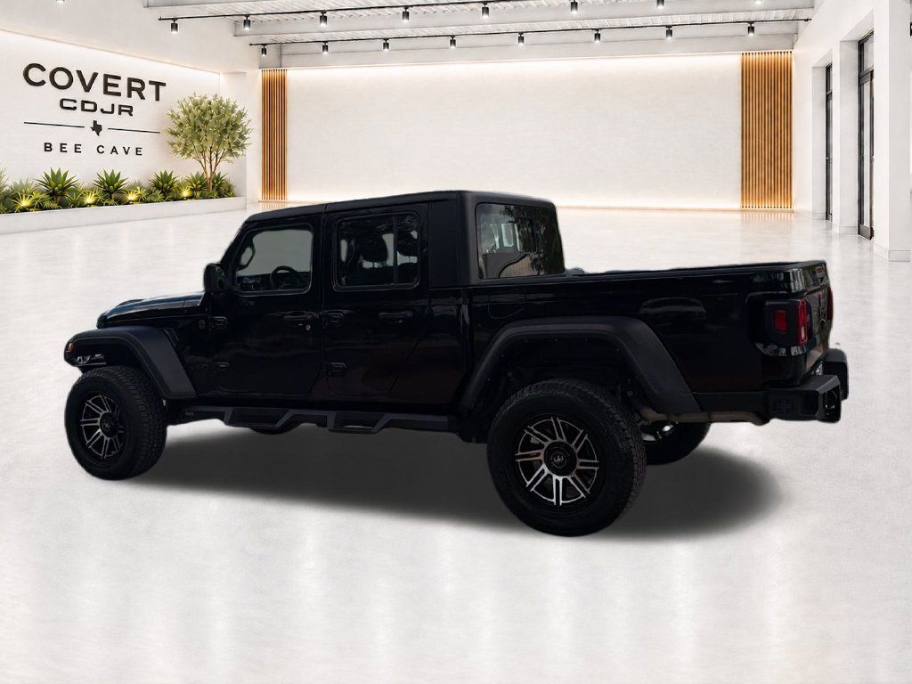 Used 2023 Jeep Gladiator Sport w/ Trailer Tow Package AWD/4WD image 9