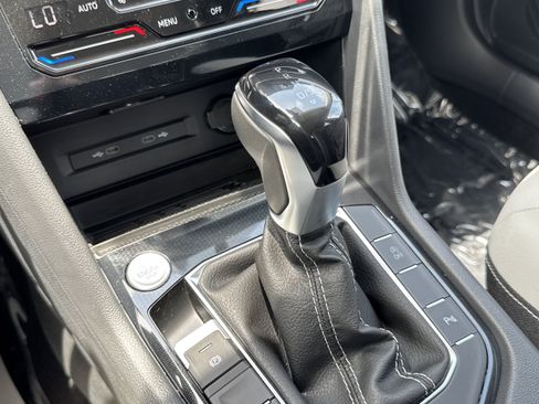 New 2026 Volkswagen Taos SE AWD/4WD image 27