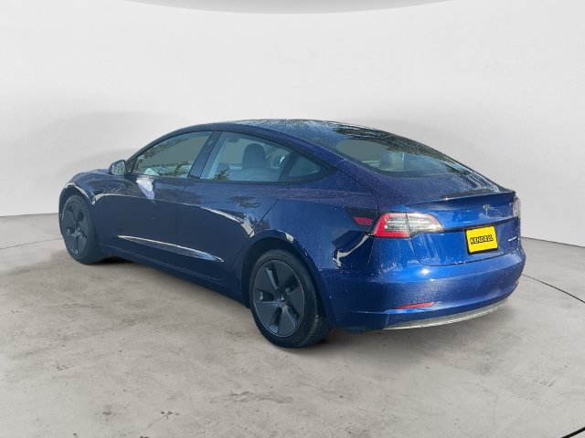 Used 2022 Tesla Model 3 Long Range AWD/4WD image 7