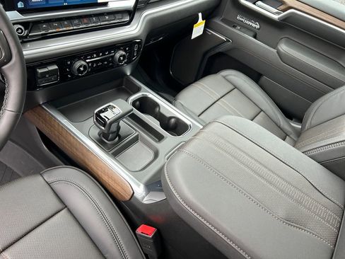 New 2026 Chevrolet Silverado 1500 High Country AWD/4WD image 22