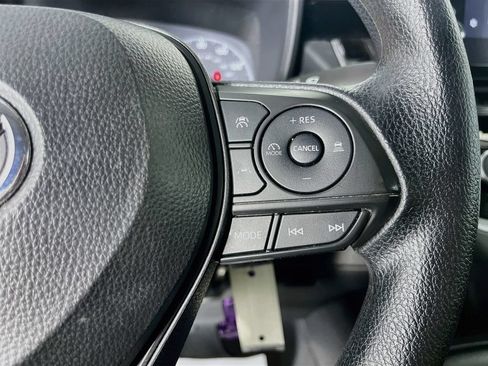 Used 2024 Toyota Corolla LE FWD image 15