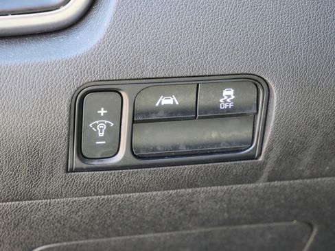 Used 2023 Kia Sorento LX AWD/4WD image 21