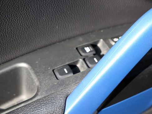 Used 2014 Hyundai Veloster Turbo image 47