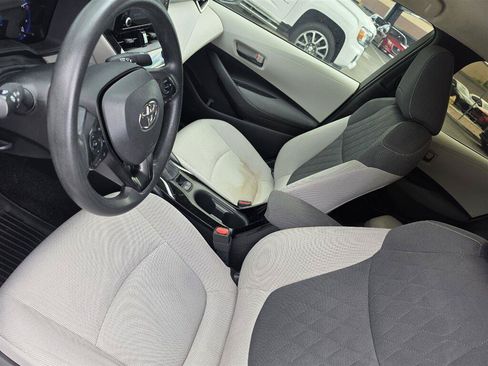 Used 2022 Toyota Corolla LE FWD image 10