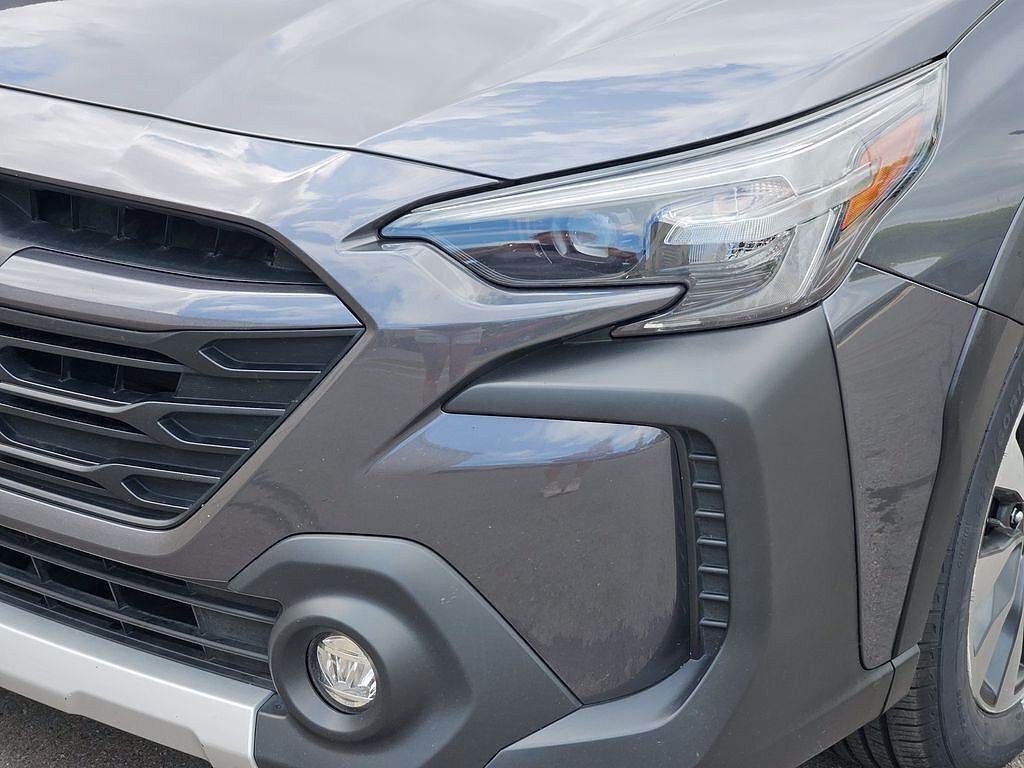 Used 2023 Subaru Outback Limited XT AWD/4WD image 5