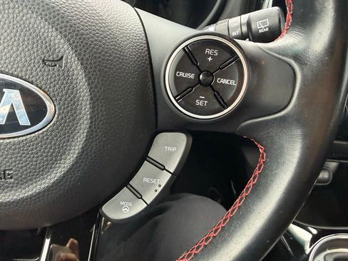 Used 2016 Kia Soul + w/ Soulful Package FWD image 20