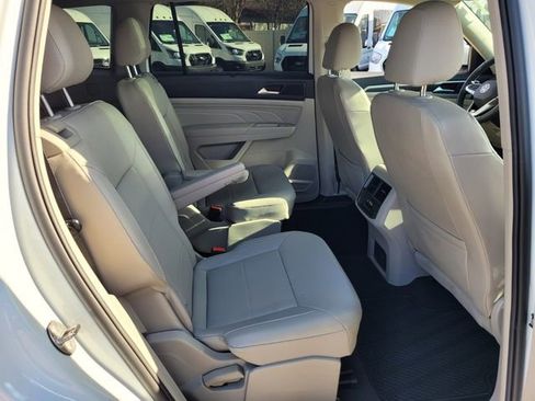 Used 2021 Volkswagen Atlas SEL R-Line image 19