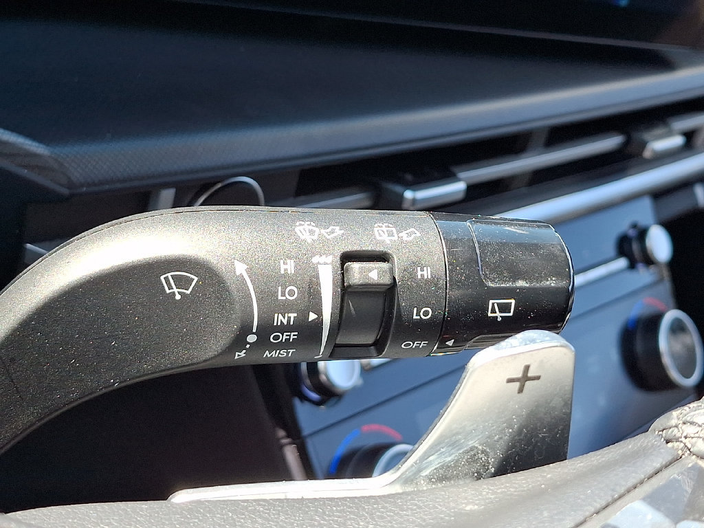 Used 2026 Hyundai Santa Fe SEL FWD image 26