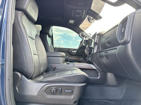 Used 2022 Chevrolet Silverado 3500 High Country w/ LPO, Hitch Package image 30