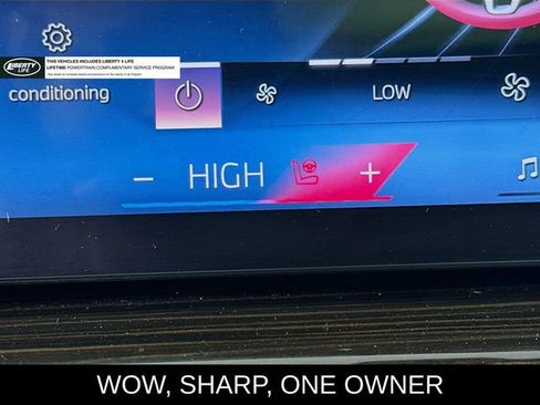 Used 2024 BMW X7 xDrive40i image 21