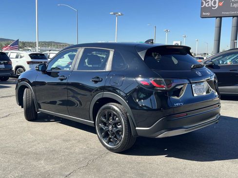 Certified 2023 Honda HR-V Sport image 3
