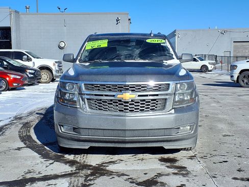 Used 2019 Chevrolet Suburban LT w/ Luxury Package image 23