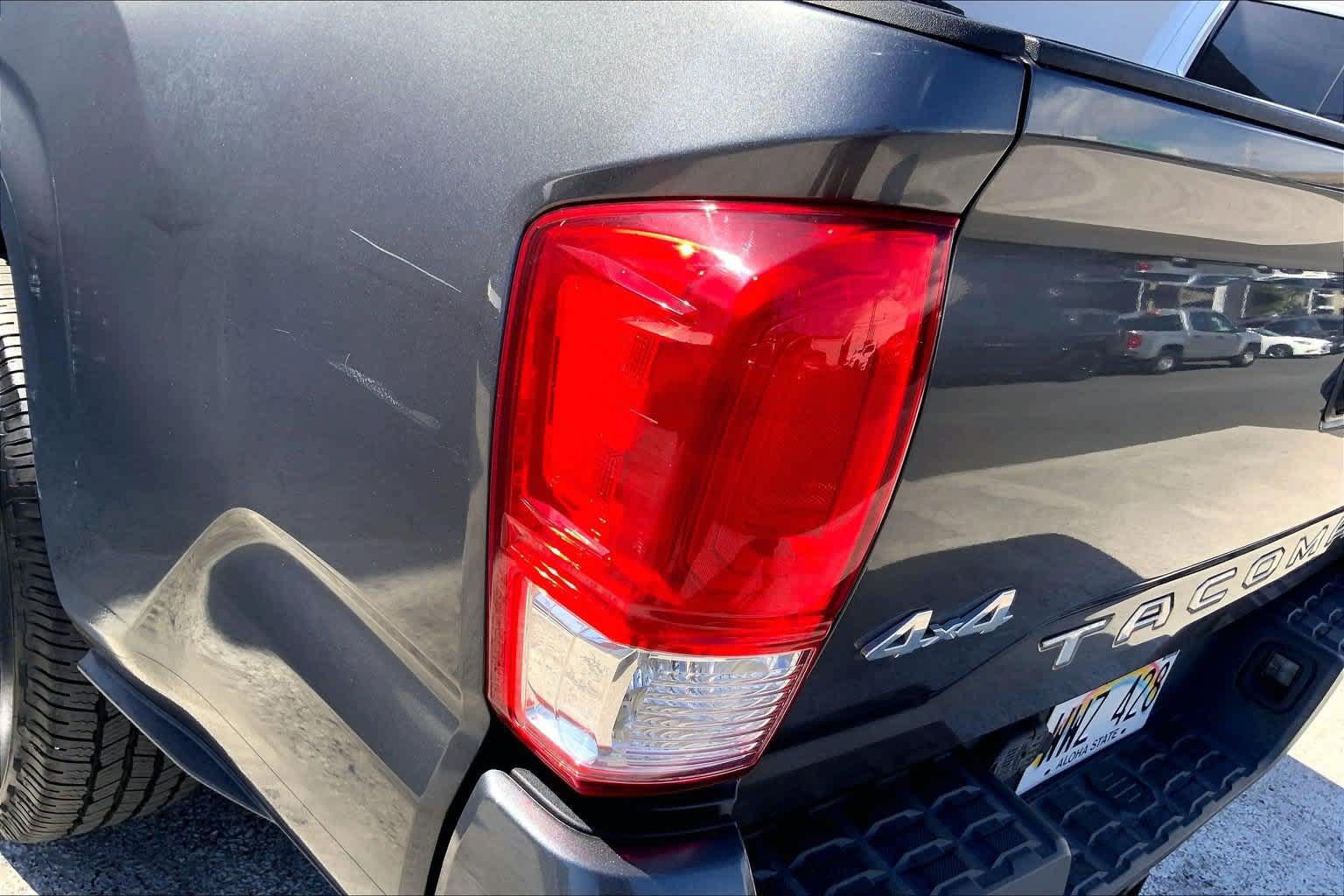 Used 2017 Toyota Tacoma SR w/ Tow Package AWD/4WD image 32