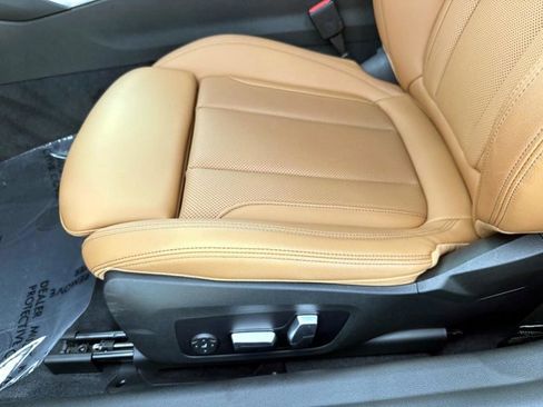 Used 2023 BMW 230i xDrive Coupe w/ Premium Package image 13