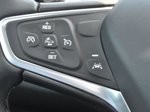Used 2023 Chevrolet Equinox LT FWD image 32