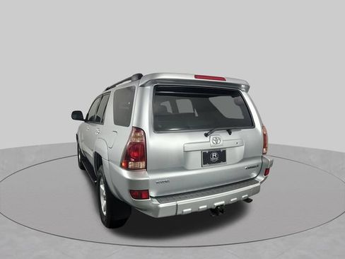 Used 2004 Toyota 4Runner SR5 AWD/4WD image 30
