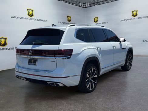 Used 2024 Volkswagen Atlas SEL Premium R-Line AWD/4WD image 5