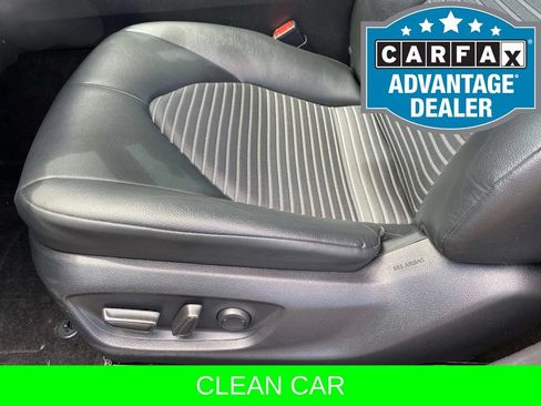 Used 2022 Toyota Camry SE FWD image 21