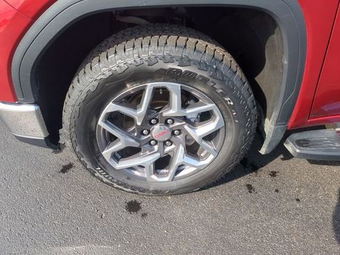 Used 2022 GMC Sierra 1500 SLT w/ SLT Premium Plus Package image 22