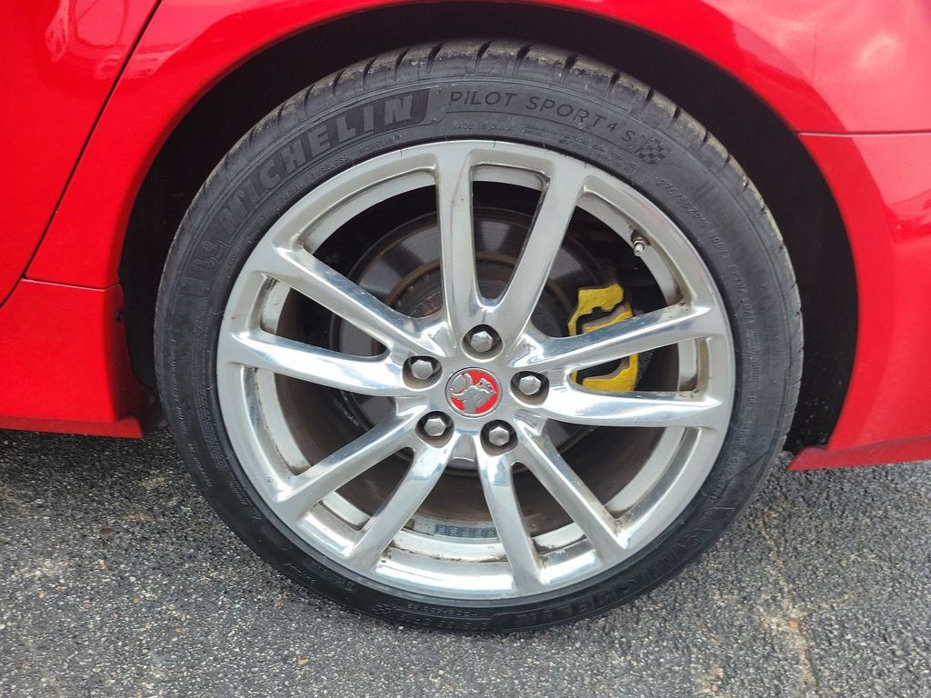 Certified 2014 Chevrolet SS RWD image 32