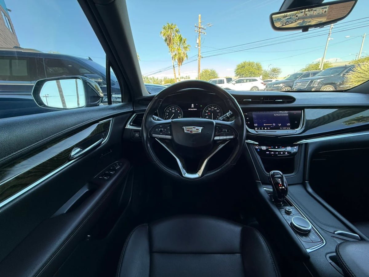 Used 2020 Cadillac XT6 Premium Luxury FWD image 57