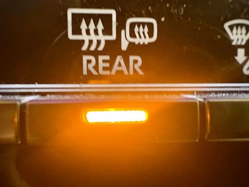 Certified 2023 Toyota Corolla Cross L image 9