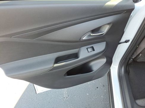 New 2026 Buick Envista Sport Touring w/ Convenience I Package FWD image 18
