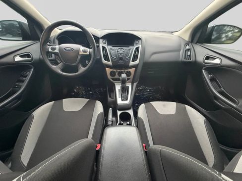 Used 2014 Ford Focus SE w/ SE Sport Package FWD image 14