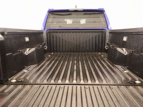 Used 2024 Toyota Tacoma TRD Off-Road image 25