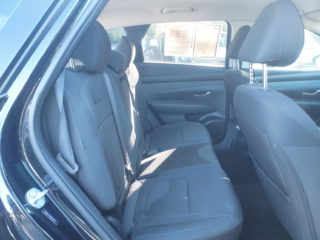 Used 2025 Hyundai Tucson SE AWD/4WD image 28