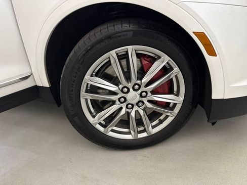 Used 2023 Cadillac XT5 Sportv AWD/4WD image 25