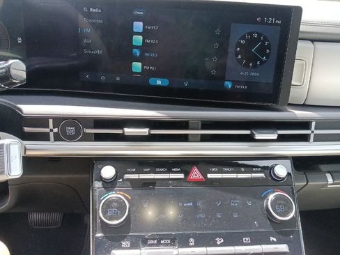Used 2026 Hyundai Santa Fe SEL FWD image 21