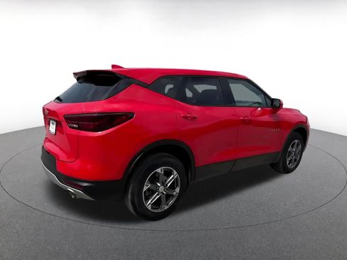 Used 2025 Chevrolet Blazer LT FWD image 15