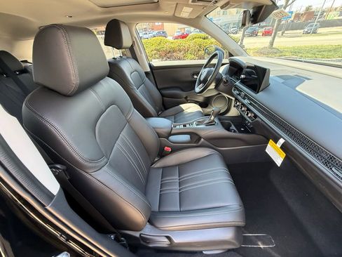 New 2026 Honda HR-V EX-L image 39