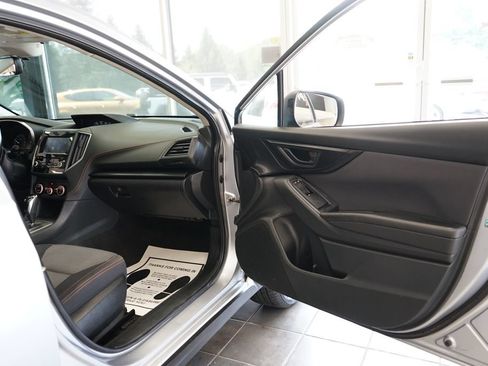 Used 2021 Subaru Crosstrek 2.0i Premium w/ Moonroof Package AWD/4WD image 39